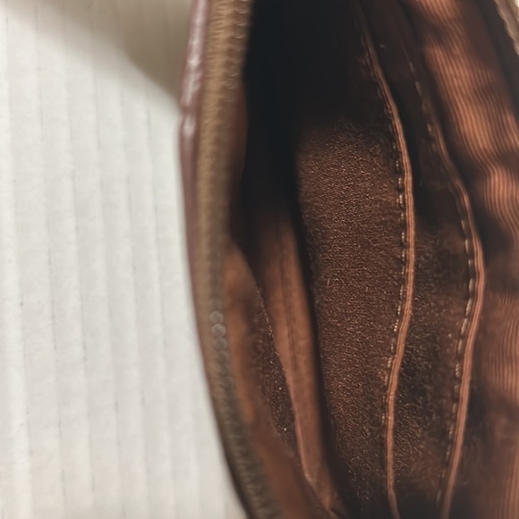 Coach Women’s Wristlet Medium Wrist Purse Bag 2 Inside Pockets - Picture 5 of 6